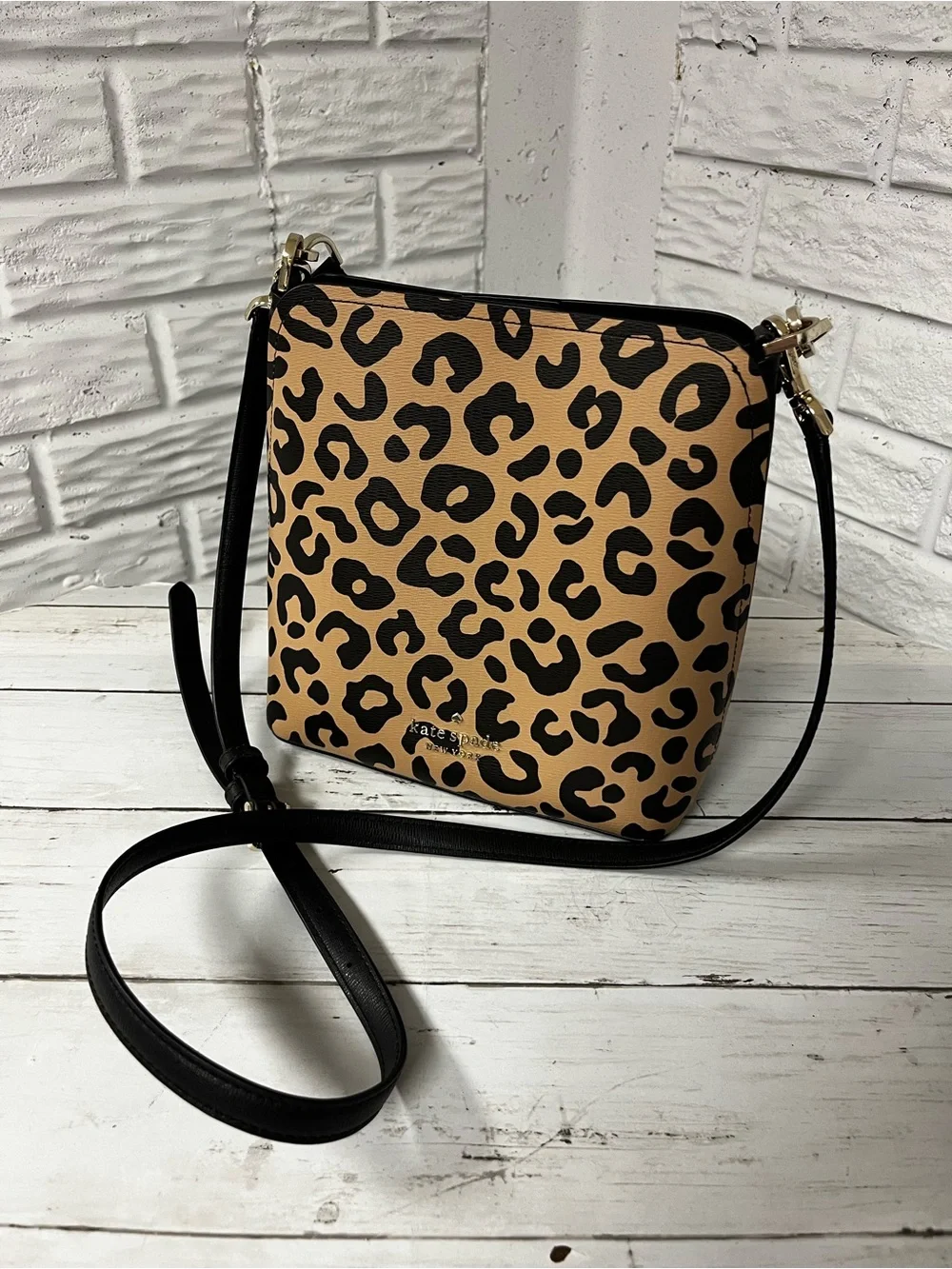 Kate Spade Darcy Graphic Leopard Small Bucket Bag